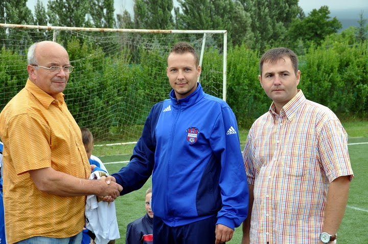 Dipl.Ing.Peter Lednar,CSc 8